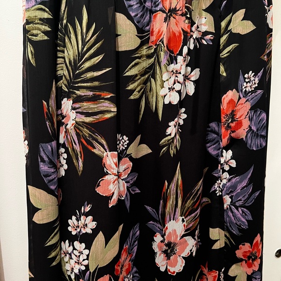 Never worn Patrons of Peace women’s large Black, purple, Red Floral maxi Dress - Picture 3 of 5